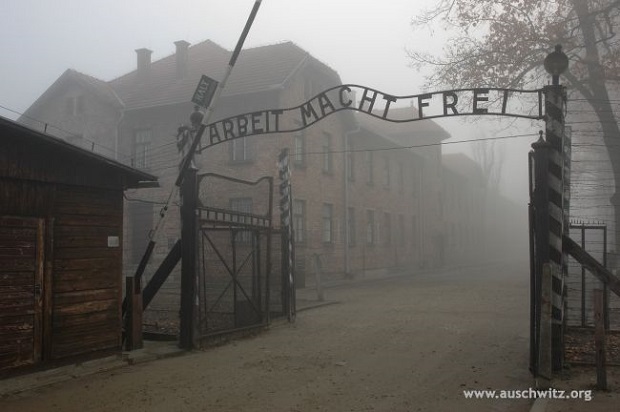 pl.auschwitz.